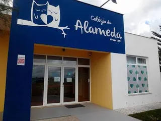 Entrada principal do Colégio da Alameda